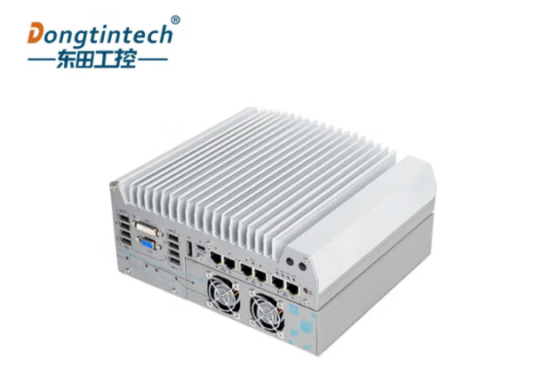 PA真人集团嵌入式智慧工地工控机.png